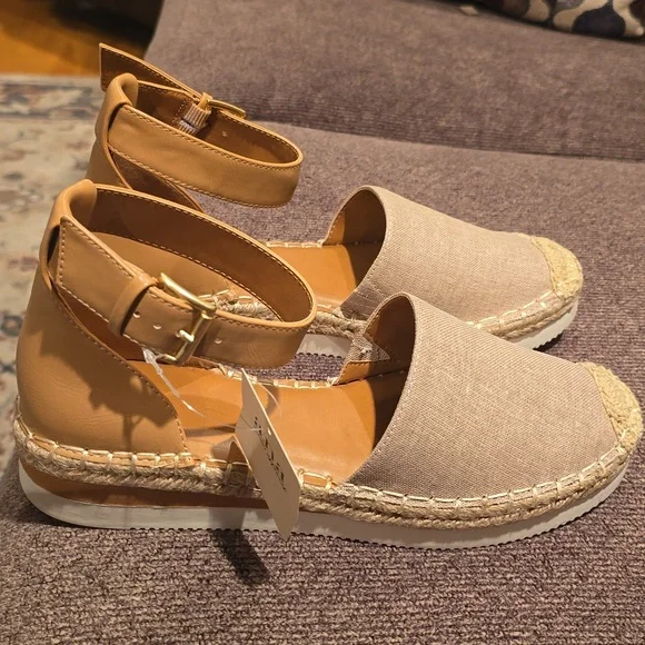 A.N.A BRAND WOMEN'S TAN SUMMER LINEN SHOES WITH ADJUSTABLE ANKLE STRAP SIZE 8 - Picture 1 of 13